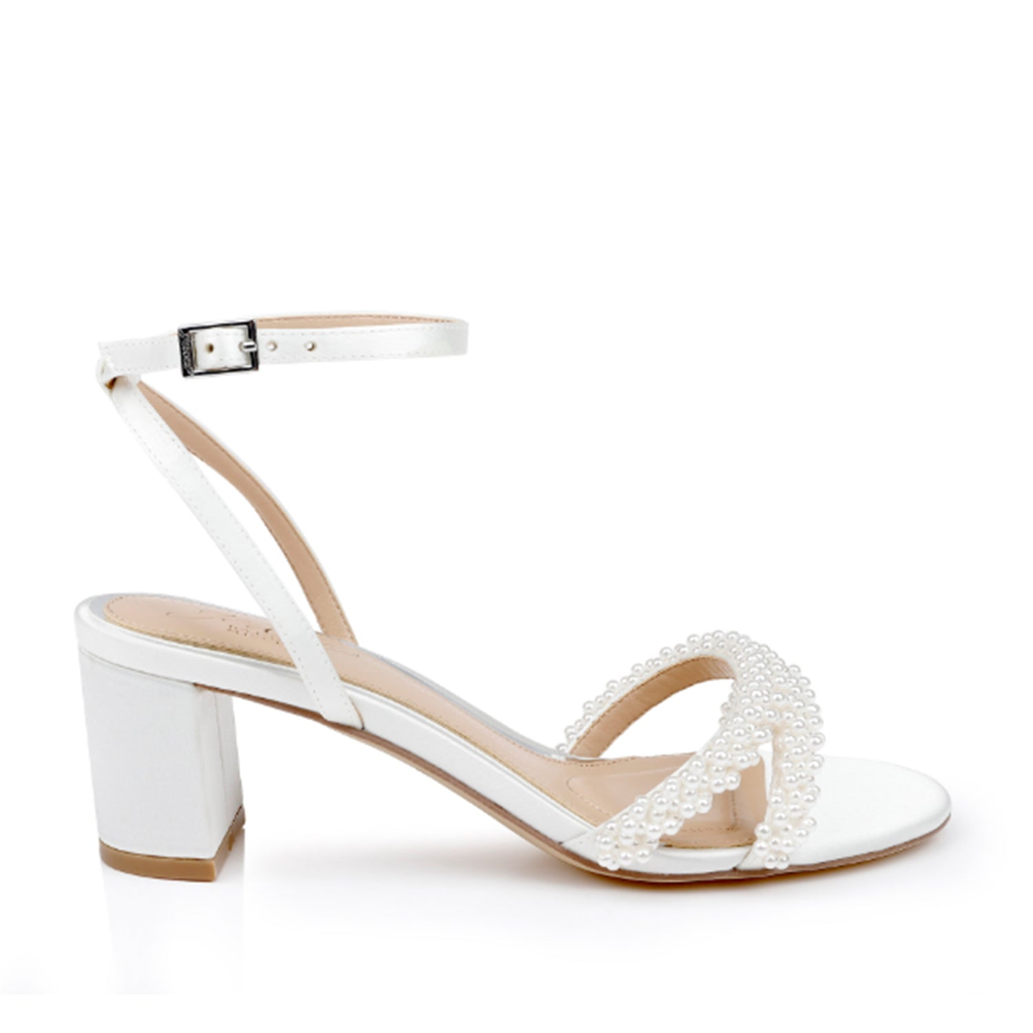 Jewel Badgley Mischka Women's Ninnette in Ivory