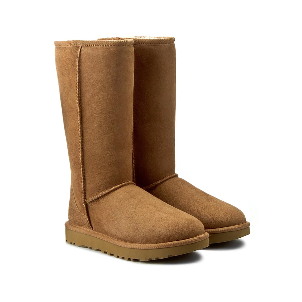 UGG Women's Classic Tall II in Chestnut