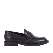 Vagabond Women's Amina Loafer in Black