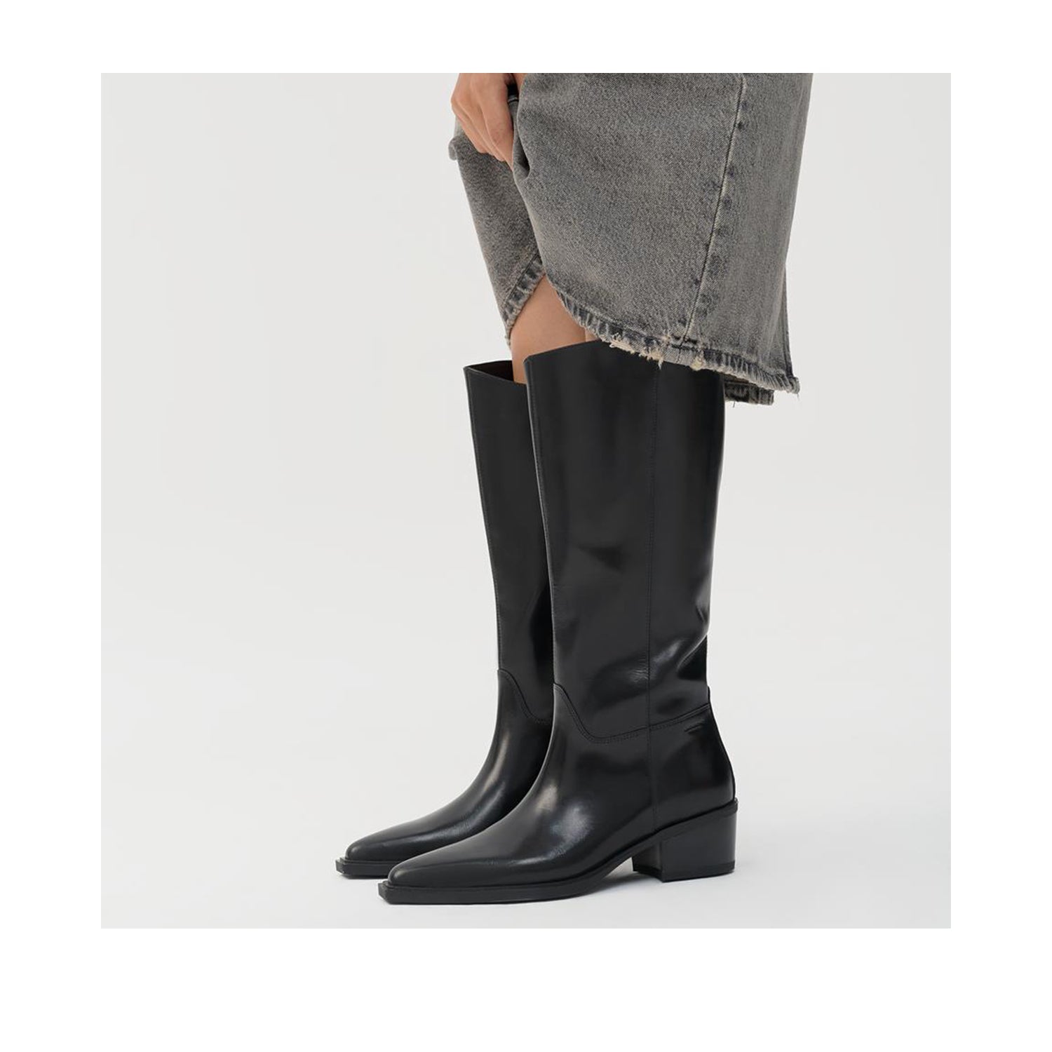 Vagabond Women's Kelsey in Black