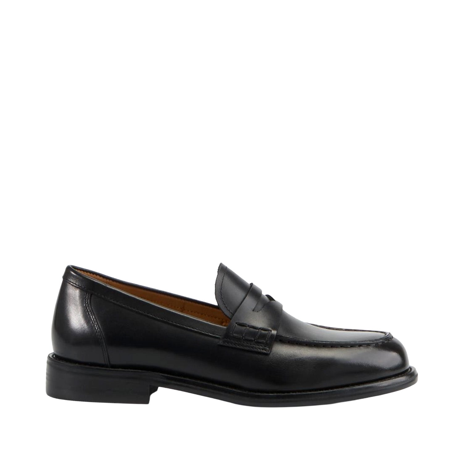 Black leather penny loafer with low heel.