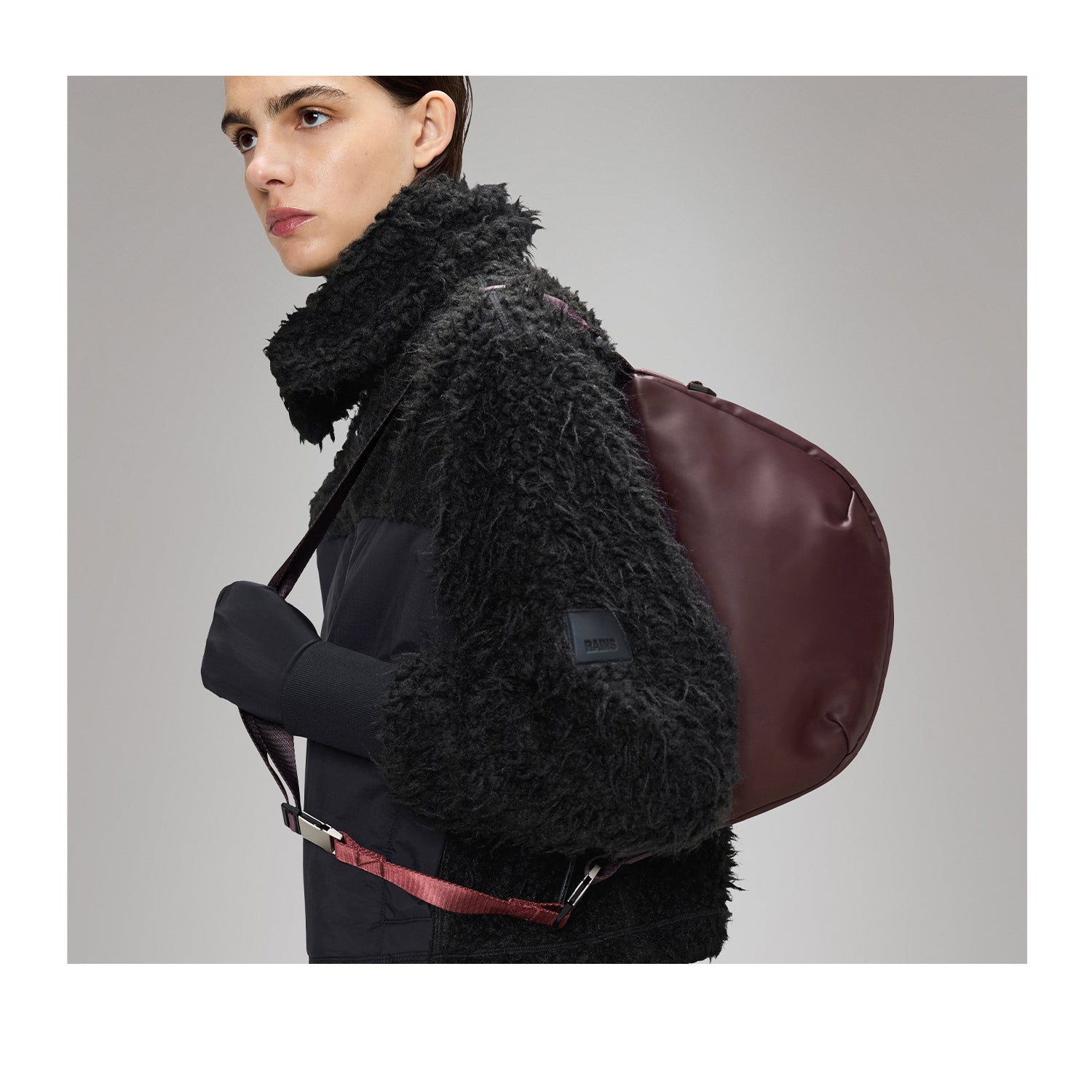 Rains Valera Shoulder Bag W3 in Depth